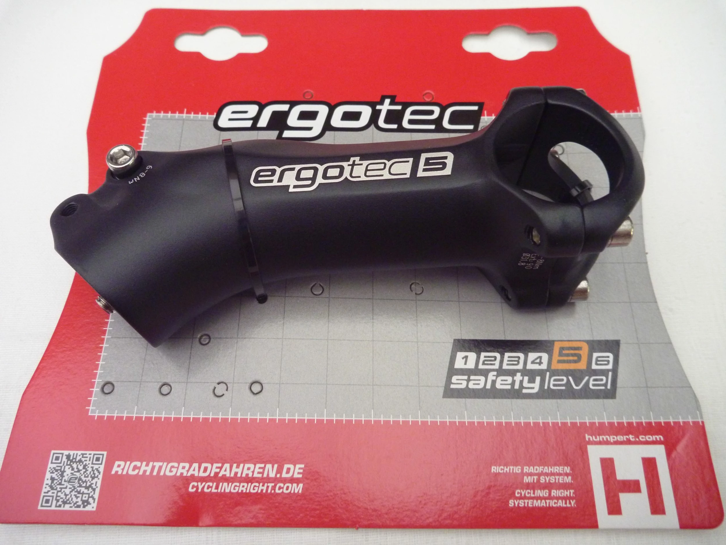 Ergotec Ahead-Vorbau High Charisma Alu Schwarz-matt 31,8 Mm 1 1/8" 90mm 3 Ergotec Ahead-Vorbau High Charisma Alu Schwarz-matt 31,8 Mm 1 1/8" 90mm